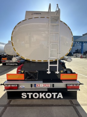 STOKOTA FUEL semi-trailer back